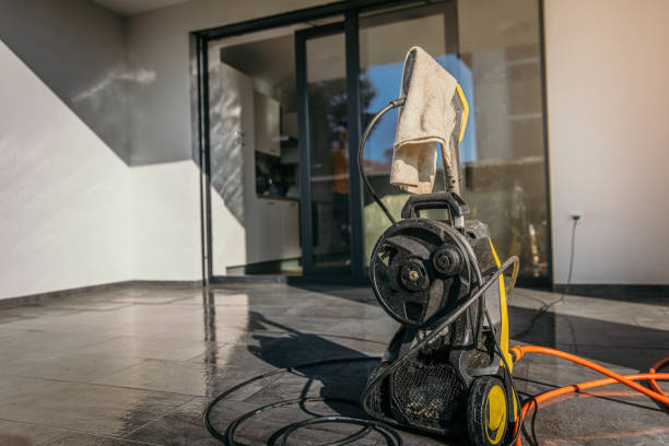 Best Pool Deck Cleaning  in St Bonifacius, MN